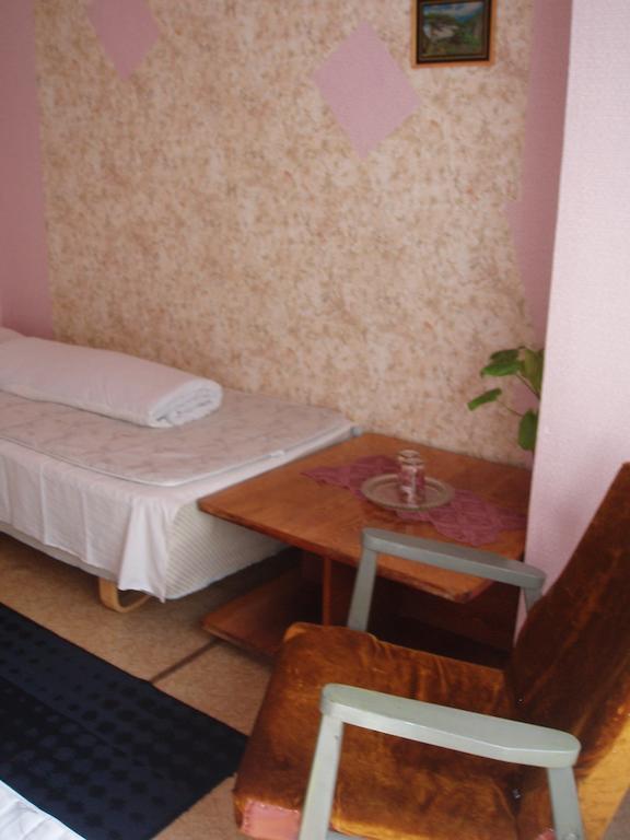 كالّاسته Anna Bed & Breakfast الغرفة الصورة
